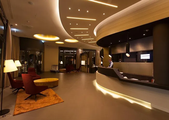 Mercure 4* היילברון